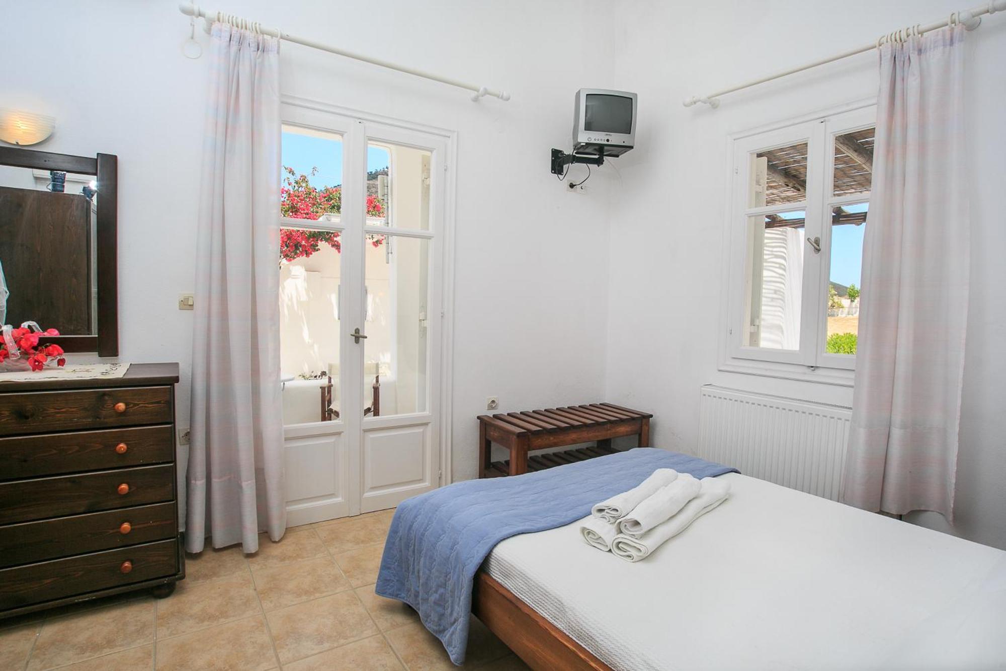 Paros Rita Studios Piso Livadi Zimmer foto